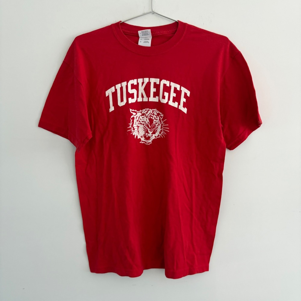 Gildan Ultra Blend Tuskegee University Golden Tigers T-Shirt Red Medium